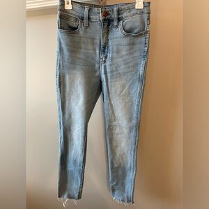 Madewell Curvy Roadtripper size 26 raw hem